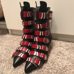 Gucci Susan Snake Boots